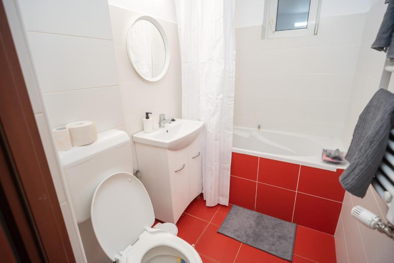 Spacious 2Br Dristor Apartment Boekarest Buitenkant foto